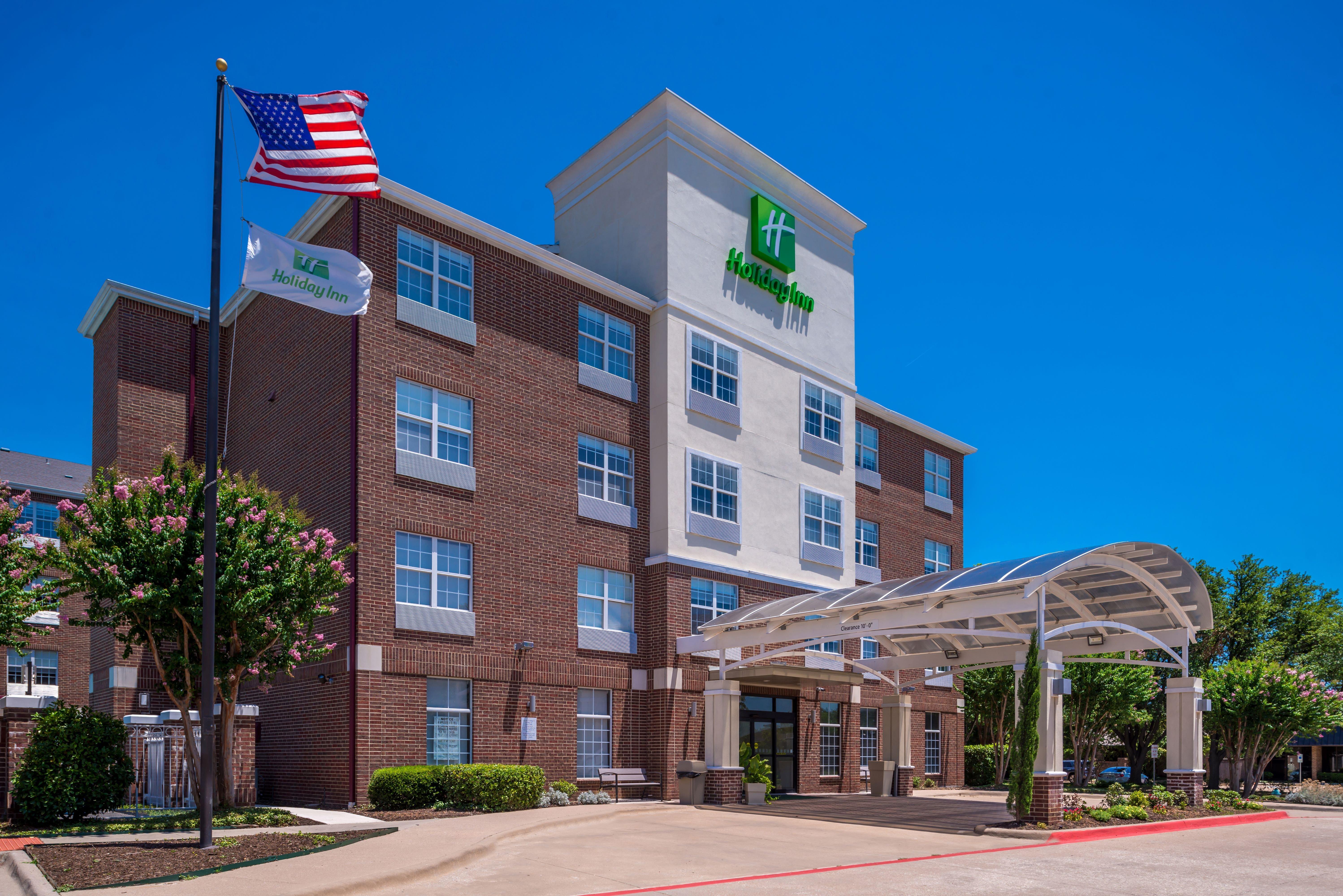 Holiday Inn And Suites Addison By Ihg Exterior foto